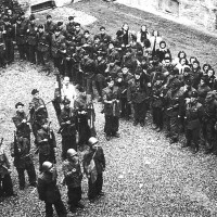 Reparto della Brigata Nera di Parma schierato nel cortile della caserma