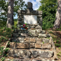 cippo commemorativo posto a Ponte di Lugagnano