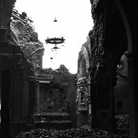 L'interno della chiesa di San Giovanni in Monte, gravemente danneggiato dai bombardamenti