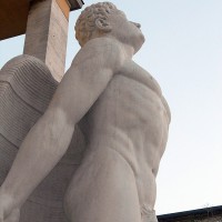 Collegio aeronautico “B. Mussolini”, statua di Icaro oggi