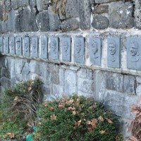 Monumento per i caduti partigiani della Battaglia di Rocchetta, sulla sponda del torrente Scoltenna, Sestola
