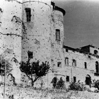 Cesena, l'Abbazia del Monte dopo i bombardamenti dell'ottobre del 1944 (BCM Fondo Bacchi, FBP 531)