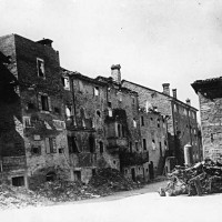 Centro di Montefiorino dopo l'incendio tedesco del 6 agosto 1944