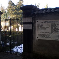 Cimitero ebraico di Parma, incisione su pietra in ricordo delle vittime della persecuzione nazifascista