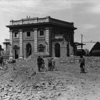 Esterno della Stazione ferroviaria (1944)
