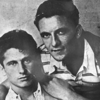 Dante Drusiani e Vincenzo Toffano, gappisti catturati nei rastrellamenti di Anzola e San Giovanni
in Persiceto. Verranno fucilati nel dicembre 1944 a Sabbiuno di Paderno. 