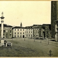 Piazza Saffi, prima della costruzione del Palazzo delle Poste