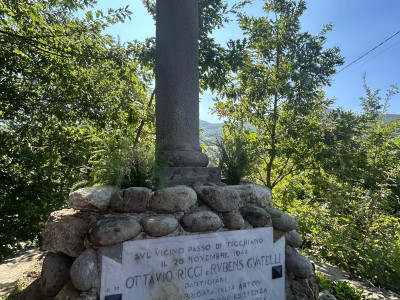 Ponte di Lugagnano: cippo Ricci-Guatelli